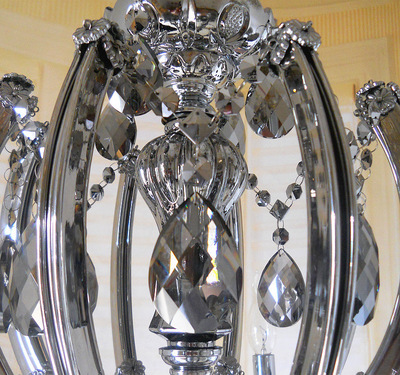 歐式水晶吊燈，奢華照明新選擇——中山市古鎮(zhèn)世平燈飾廠精品推薦